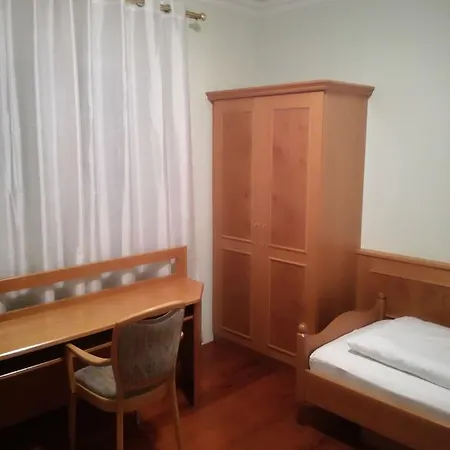 Gaststätte Peperoni Gasthof 3*